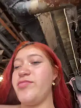 Karina_Leon Chat XXX in diretta