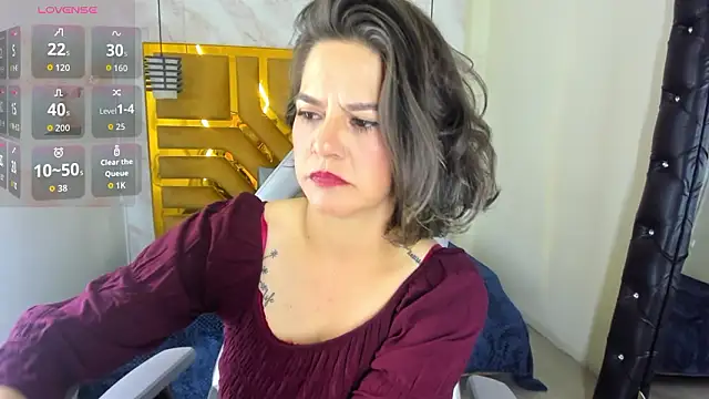 Luciifeer_ Chat XXX in diretta