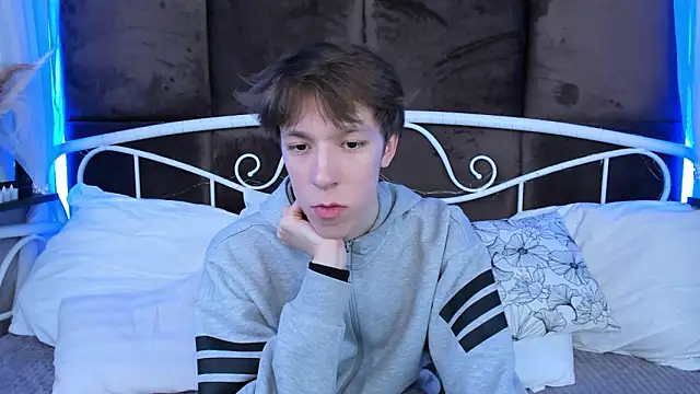 MarkBranston's Live XXX Chat