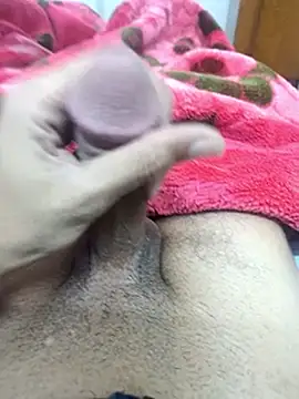 zero1122twt's Live XXX Chat