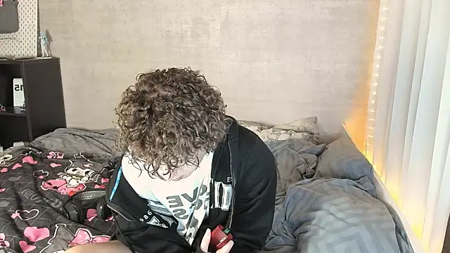 miya_meow_miku's Live XXX Chat