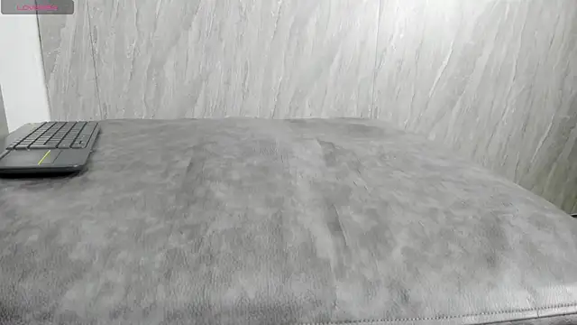 MiaRivers_: απευθείας συνομιλία ΧΧΧ