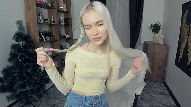 Chat +18 de KristalCrowner ao vivo