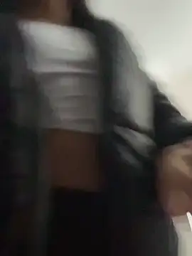 แชท XXX สดของ TaylorrHill