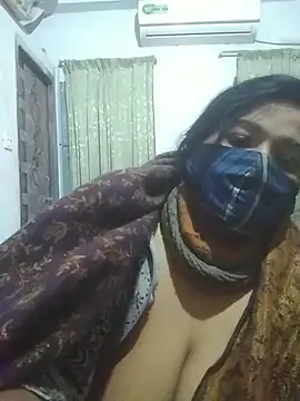 momo_loves Chat XXX live