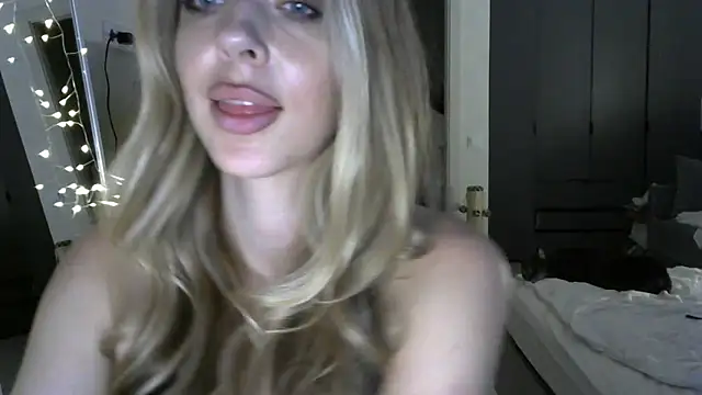 LizaSweetyq 即時 XXX 聊天