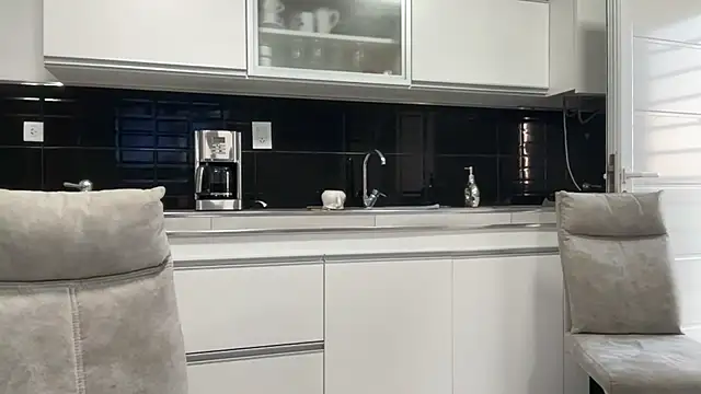 Chatroom XXX en direct de Reyna63