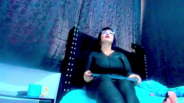 Chat +18 de amareto_queen ao vivo