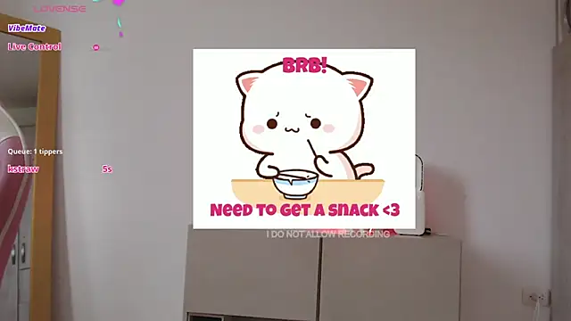 Chatroom XXX en direct de taty-tits