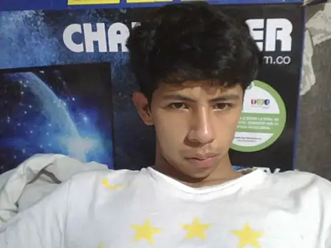 Carlos_Albert02 Chat XXX in diretta