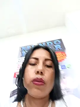 _andrea30's Live XXX Chat