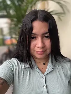 Živý XXX chat Pretty_Isadora