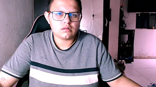 Онлайн чат XXX tatsumi_nao