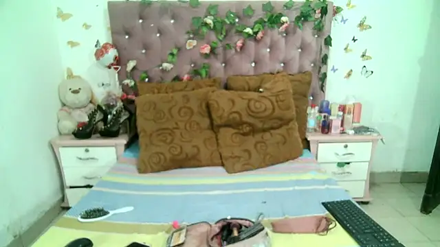 ValeriaTsxのライブXXXチャット