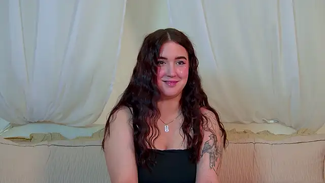 ChristinaMilton 即時 XXX 聊天