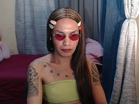 Indaypakay_ts' Live XXX Chat