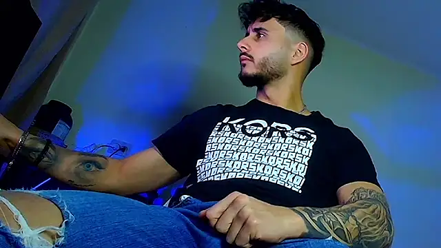Chat +18 de XanderCage99 ao vivo