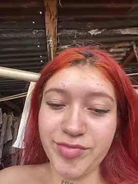 Karina_Leon 即時 XXX 聊天