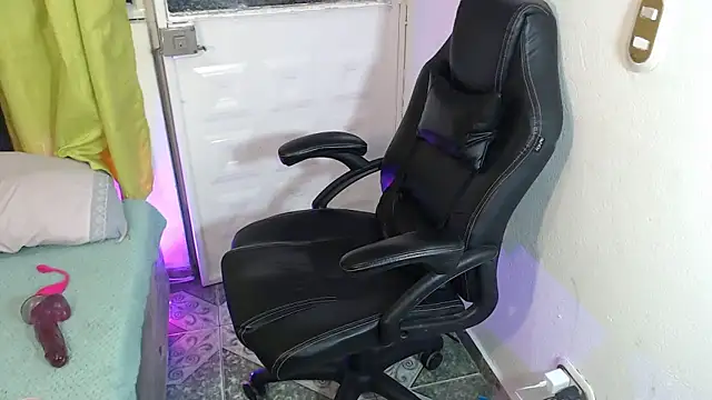 KrystalAdams Chat XXX live