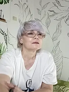 Catty_Lady live XXX chat