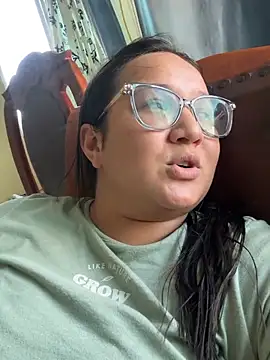 Kyleighc 即時 XXX 聊天