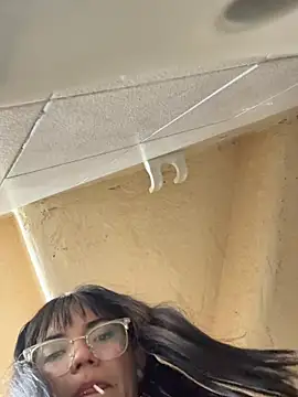 AngieRousse_ Chat XXX live