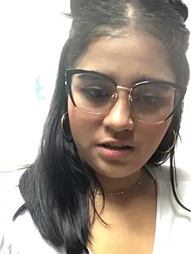 Nara_Bloom live XXX chat