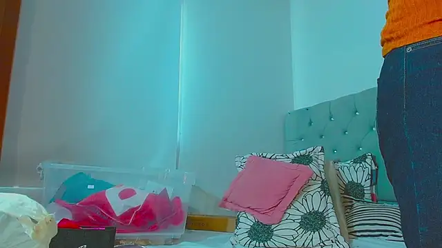 isabella_rossse 即時 XXX 聊天