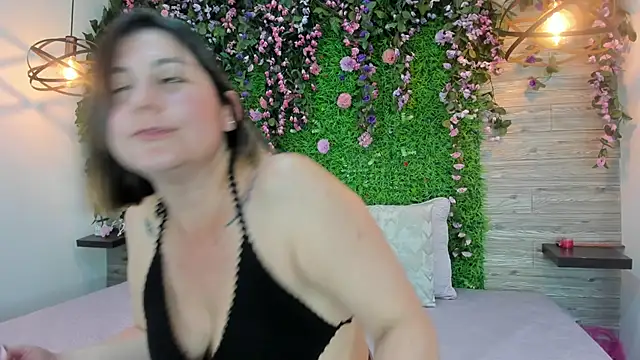 SarahDeyvis élő XXX-chatje