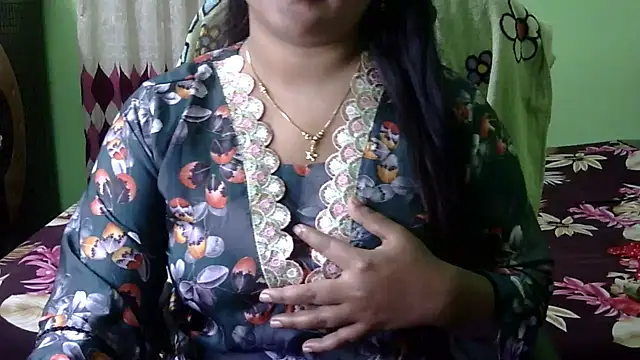 Онлайн чат XXX BengaliQueenStar