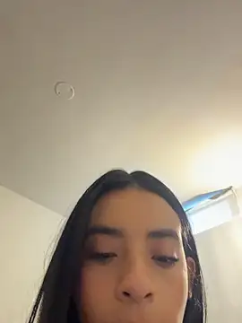 Laura_fernandezII's Live XXX Chat