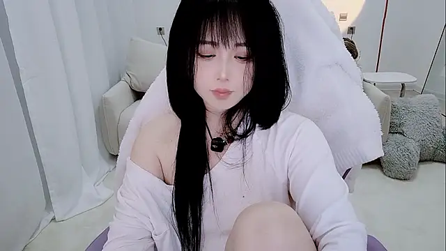 Онлайн чат XXX Evangelin-e