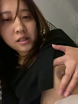 Liliya-77 网络视讯表演