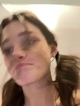 Онлайн чат XXX Mia_Mia_M