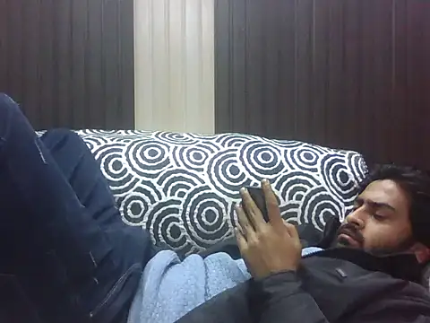 indihotguy élő XXX-chatje