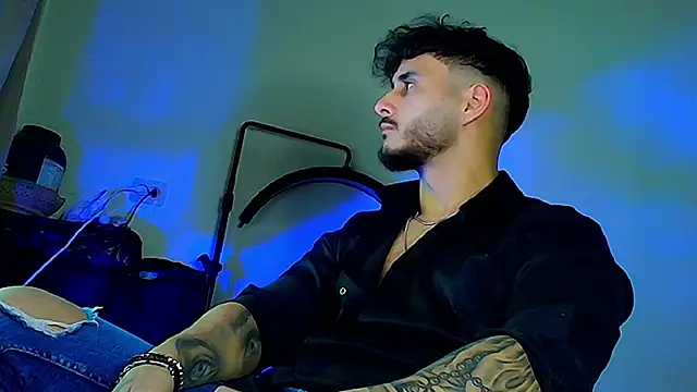 XanderCage99 Webcam Show