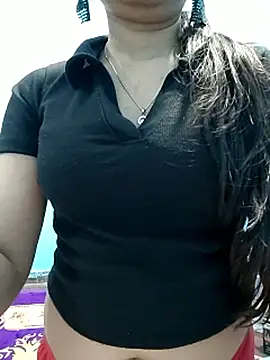 Vaani_Actress élő XXX-chatje