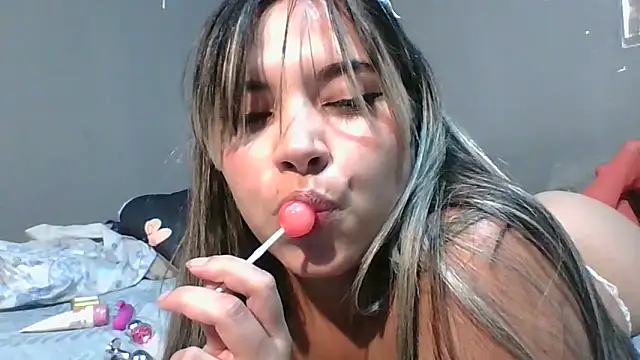 Loirasasafada 即時 XXX 聊天