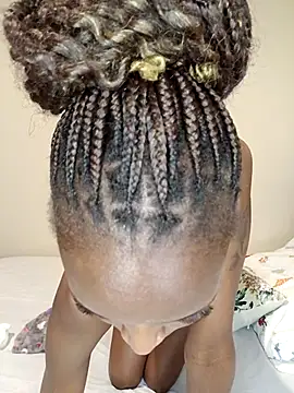 Chatroom XXX en direct de Nedambale