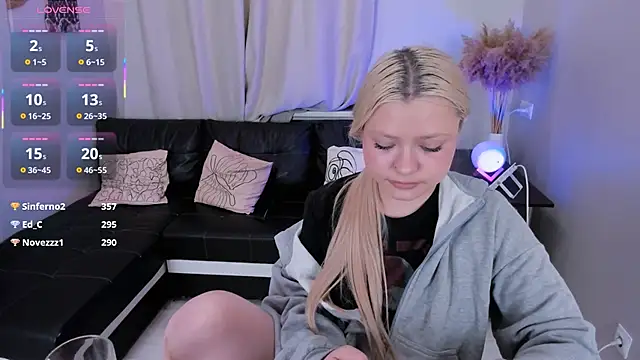 Millie_Vanillies: онлайн-секс-чат