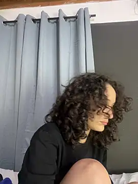 TeensNews18: διαδικτυακό σόου στην κάμερα