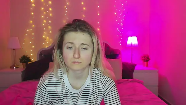 CamillaDreamer's Live XXX Chat