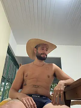 guzz_fit élő XXX-chatje