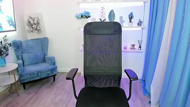 Онлайн чат XXX SamanthaReider