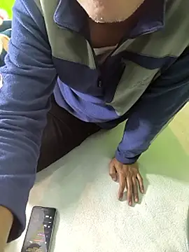 OthersWife4U: απευθείας συνομιλία ΧΧΧ