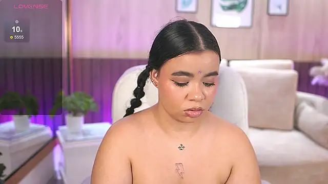 Онлайн чат XXX RavenLux_