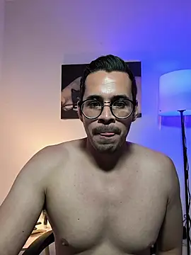 Chat XXX Live towers_j