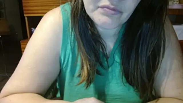 Lucinka1 即時 XXX 聊天