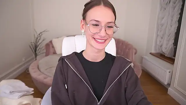 CozyMell Chat XXX in diretta