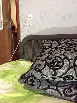 VikiiStoun 即時 XXX 聊天